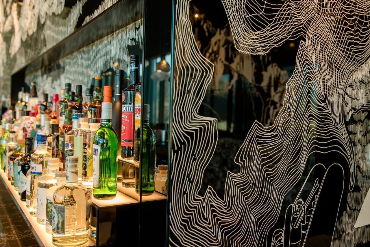 Motel One อินส์บรุค ภายนอก รูปภาพ