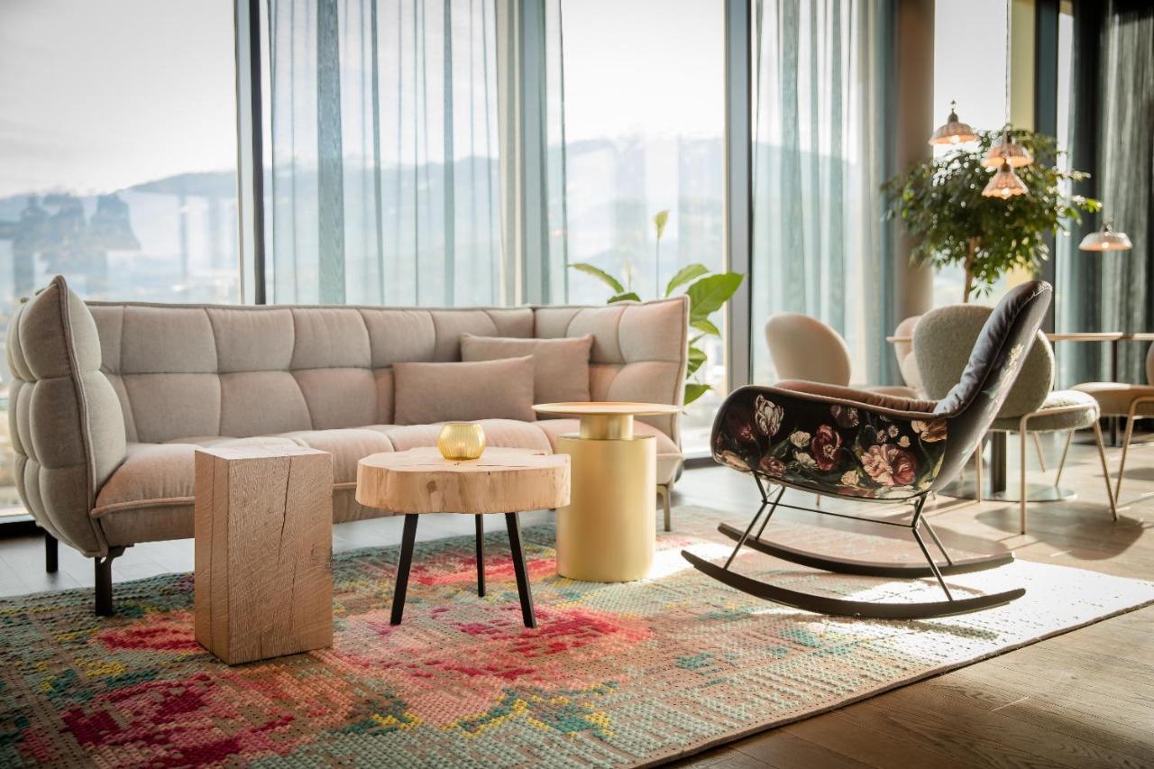Motel One อินส์บรุค ภายนอก รูปภาพ